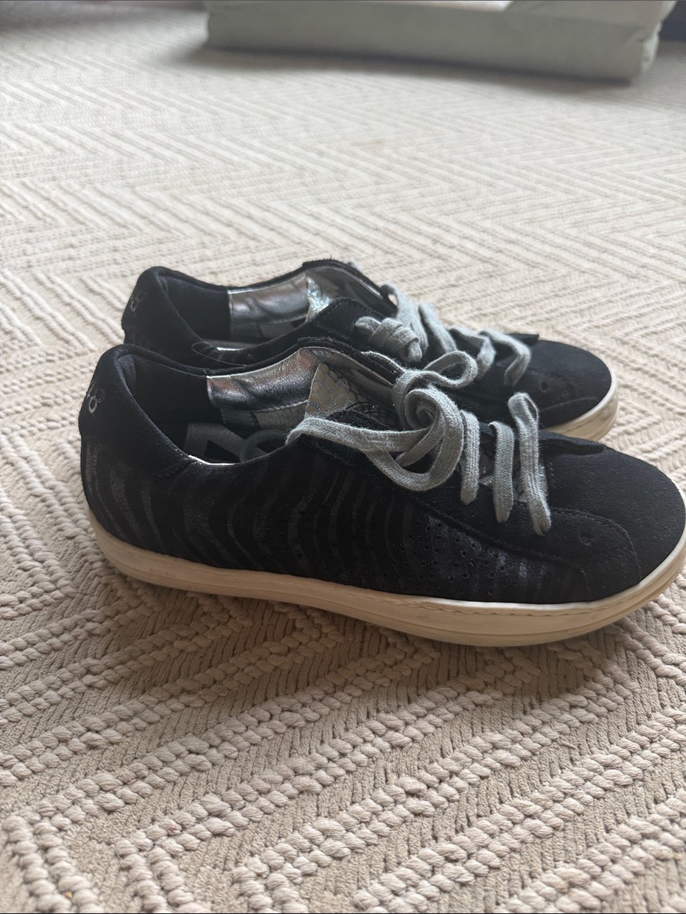 P448 size 36/6 sneakers